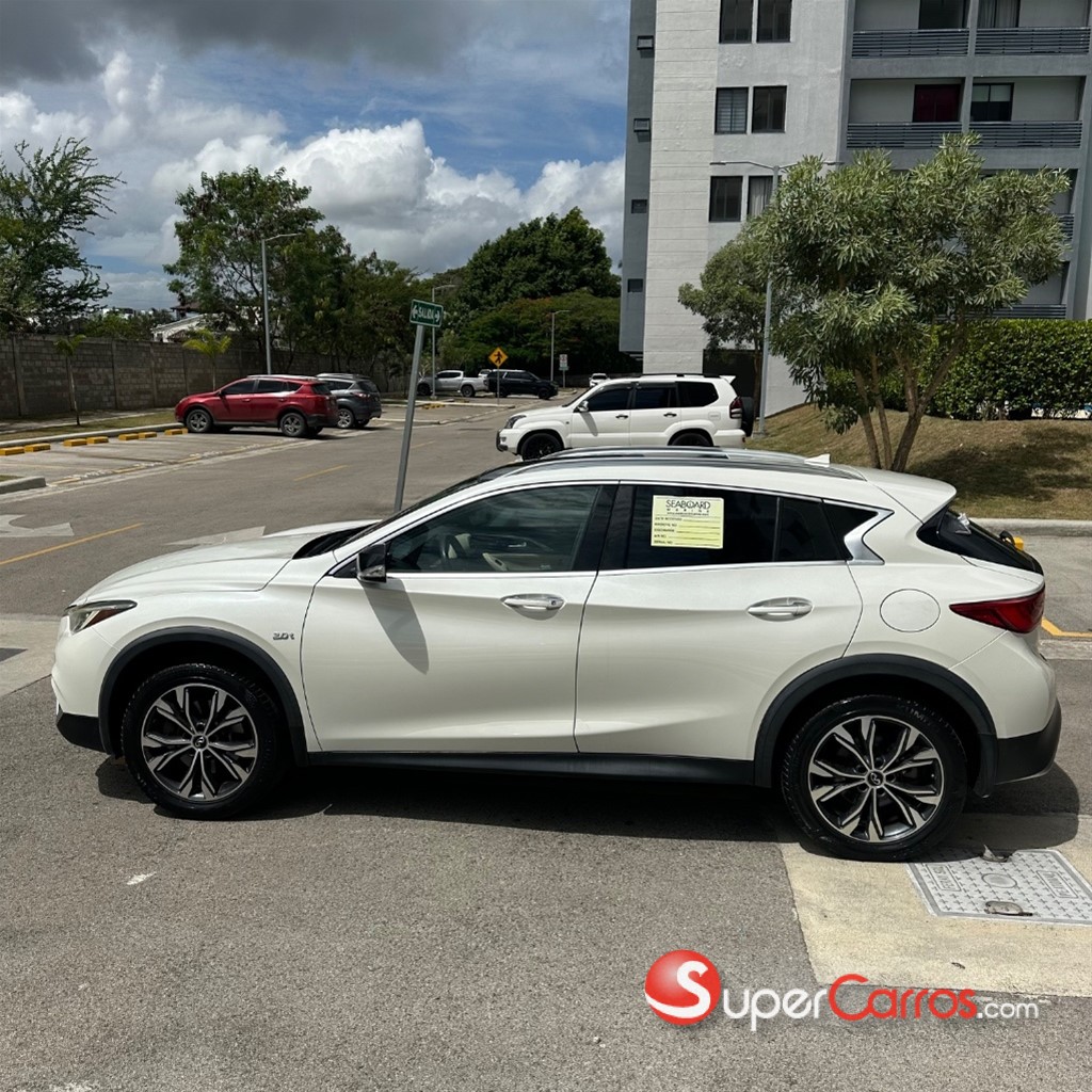 2018 Infiniti QX-30 — foto 4 / 10
