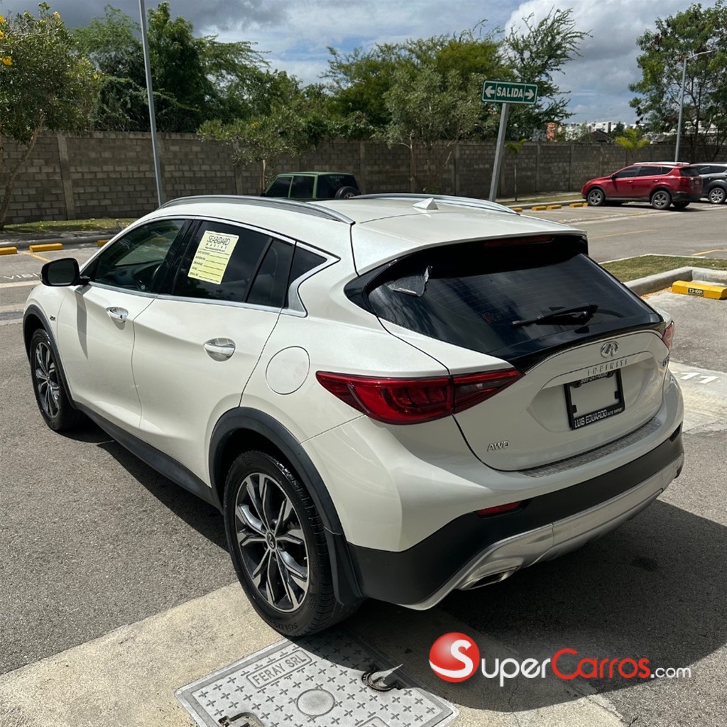 2018 Infiniti QX-30 — foto 5 / 10