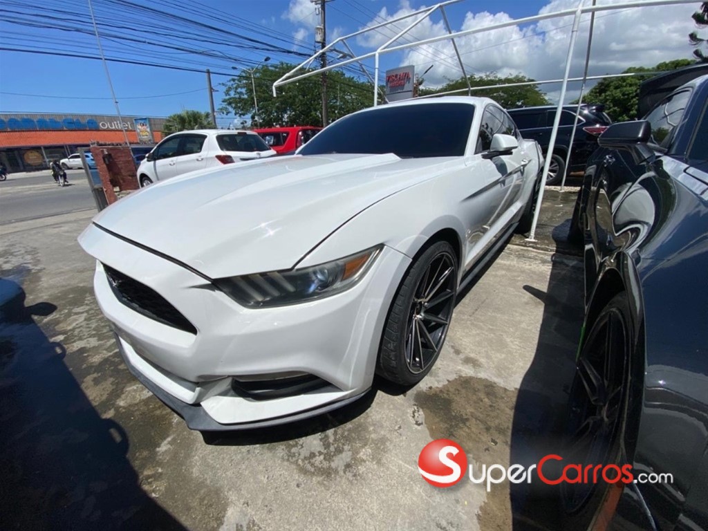 2017 Ford Mustang — foto 4 / 7