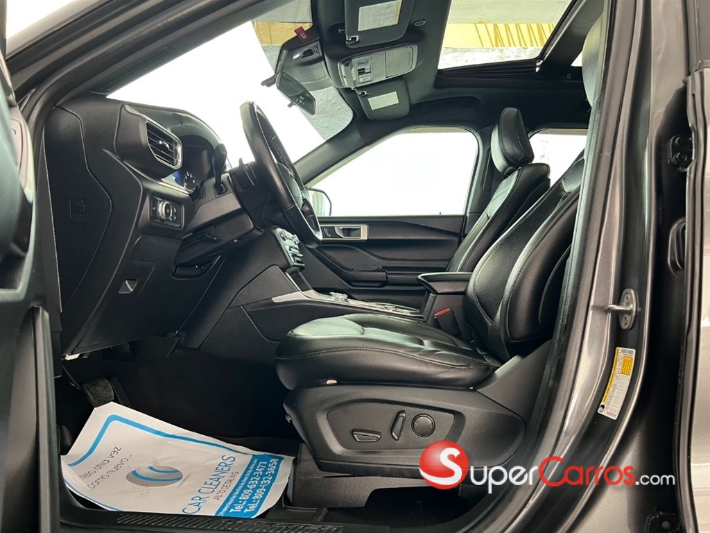 2020 Ford Explorer XLT 4WD — foto 5 / 12
