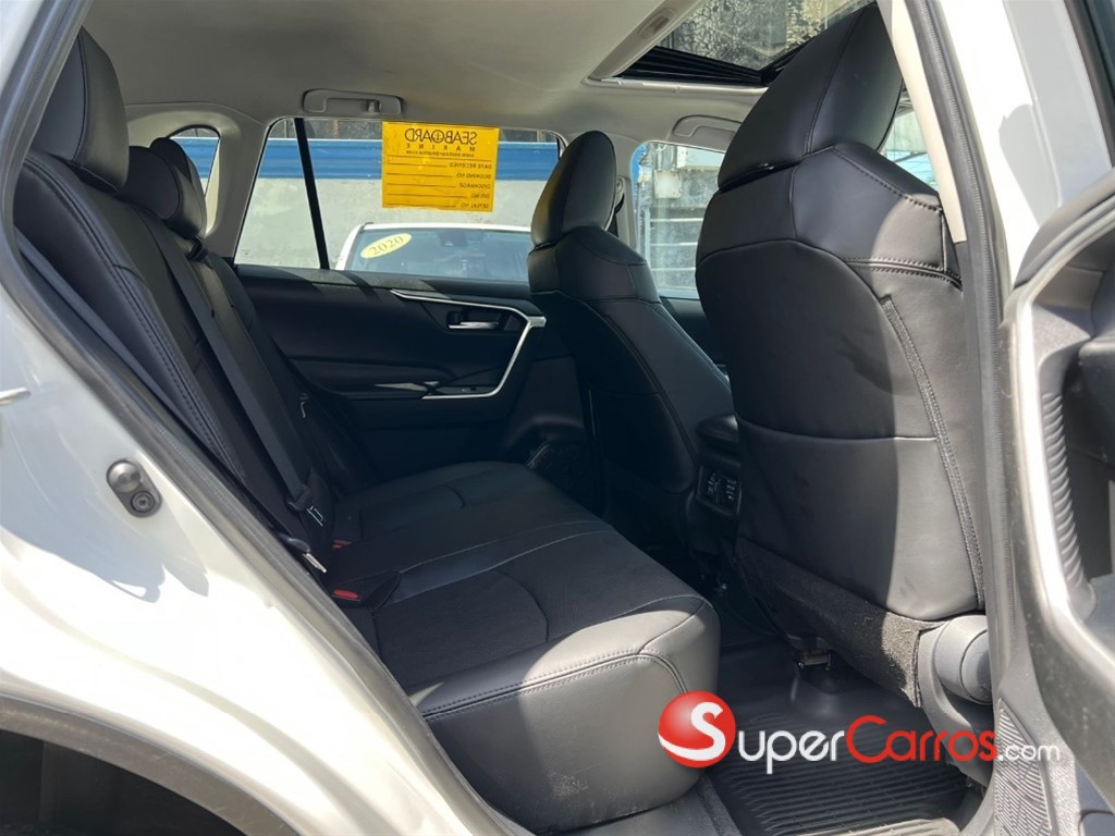2020 Toyota RAV4 XLE — foto 9 / 12