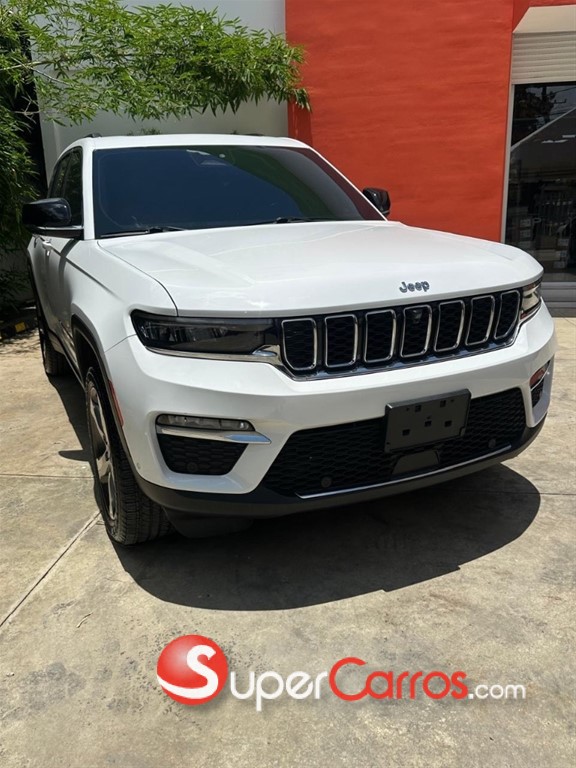 2022 Jeep Grand Cherokee Limited — foto 2 / 11