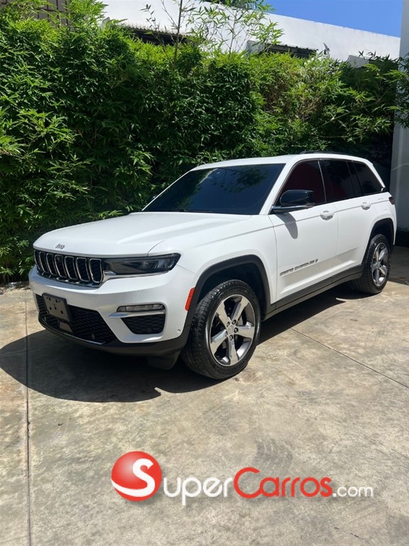 2022 Jeep Grand Cherokee Limited — foto 5 / 11