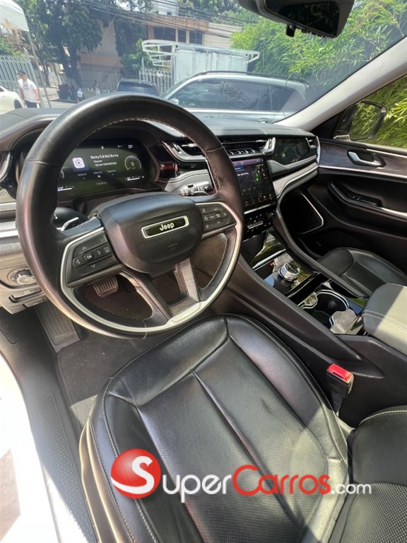 2022 Jeep Grand Cherokee Limited — foto 8 / 11