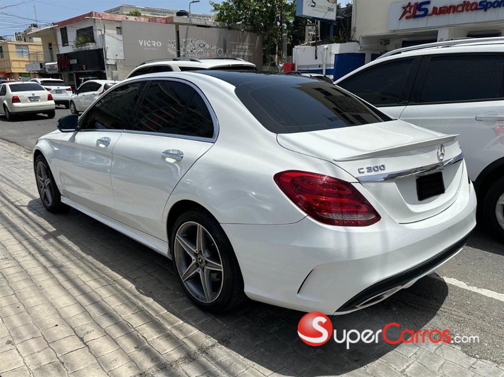 2018 Mercedes-Benz Clase C 300 AMG 4Matic — foto 3 / 7