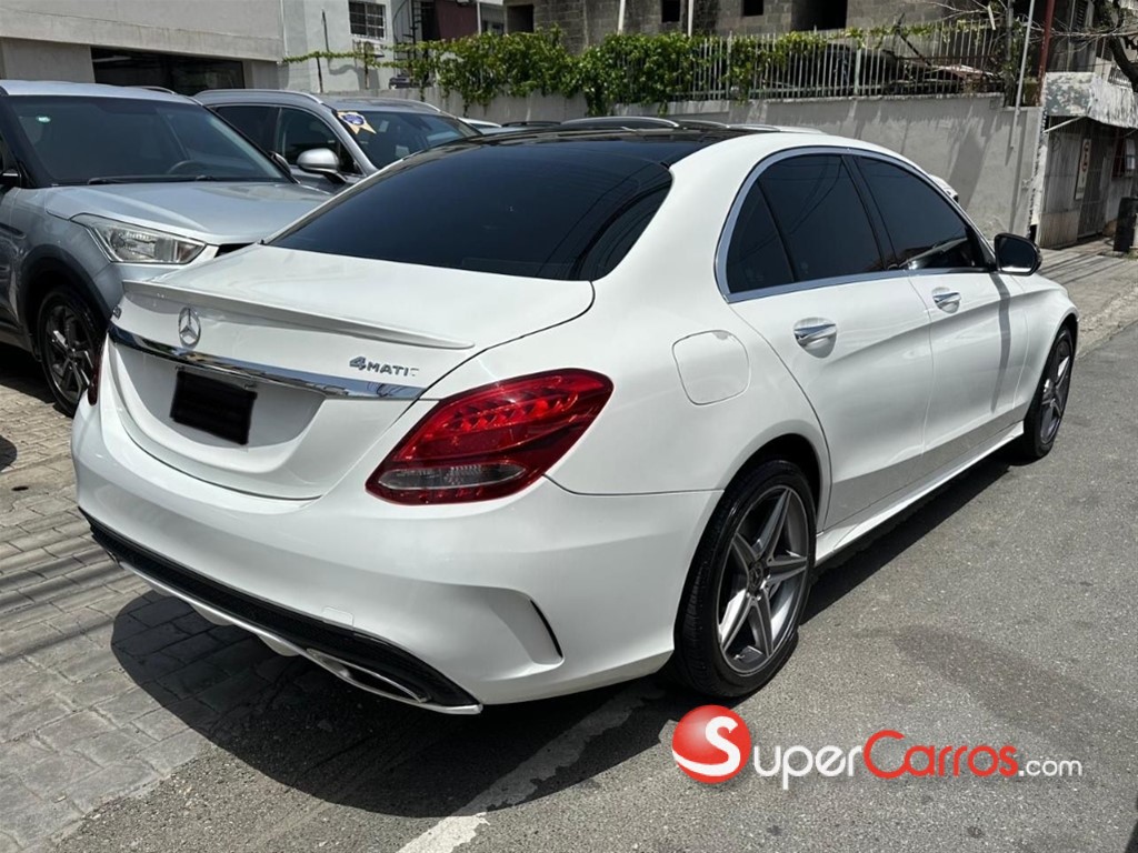 2018 Mercedes-Benz Clase C 300 AMG 4Matic — foto 4 / 7