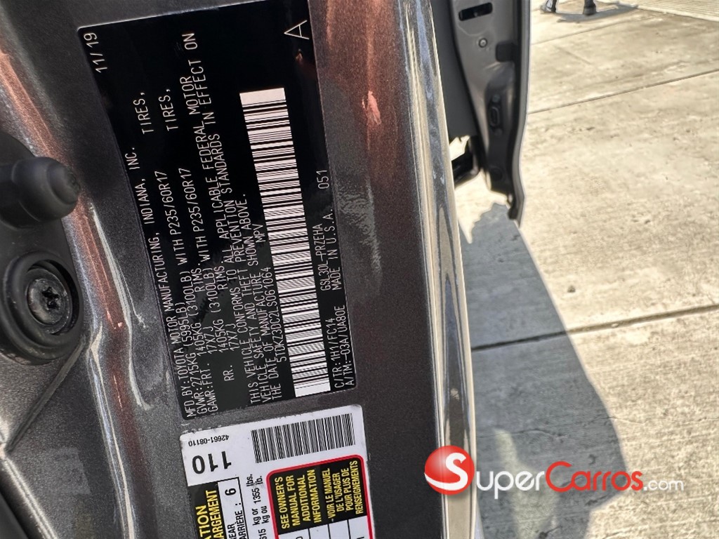 2020 Toyota Sienna LE — foto 6 / 10