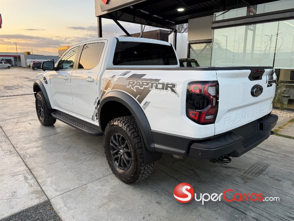 2026 Ford Ranger Raptor — foto 6 / 9