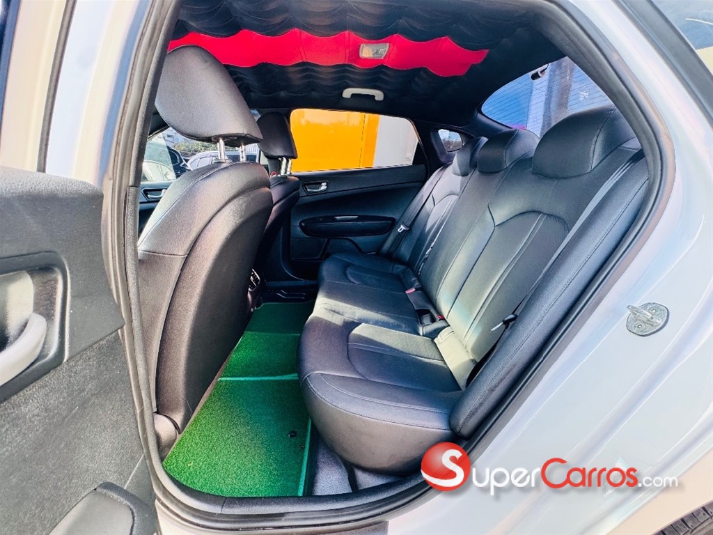 2020 Kia K-5 — foto 7 / 12