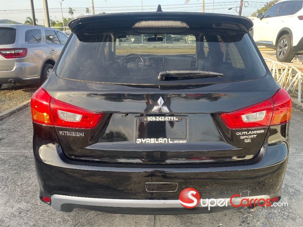 2017 Mitsubishi Motors Outlander Sport SE — foto 4 / 11