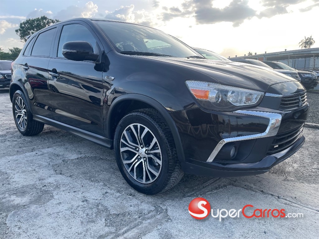 2017 Mitsubishi Motors Outlander Sport SE — foto 8 / 11