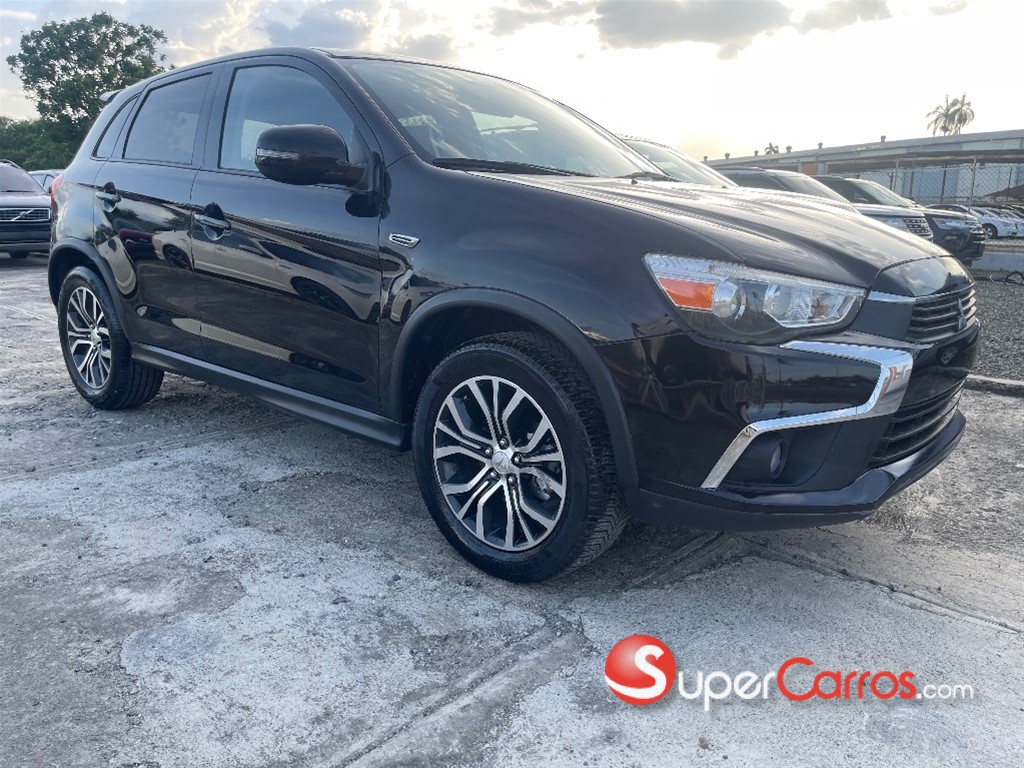 2017 Mitsubishi Motors Outlander Sport SE — foto 9 / 11