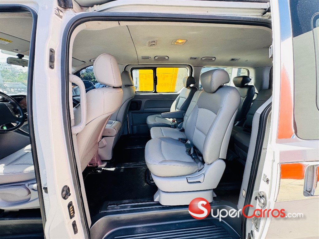 2020 Hyundai Grand Starex — foto 7 / 12