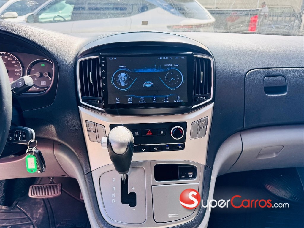 2020 Hyundai Grand Starex — foto 11 / 12
