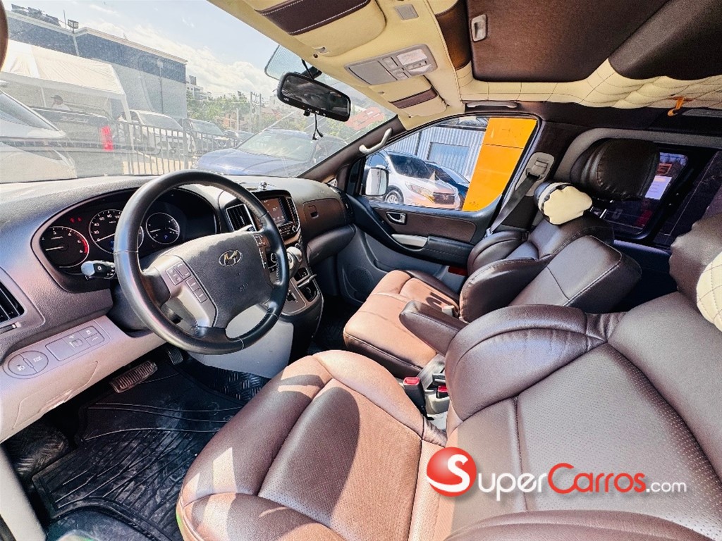 2019 Hyundai Grand Starex — foto 6 / 12