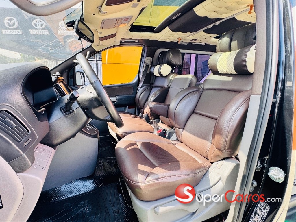 2019 Hyundai Grand Starex — foto 7 / 12