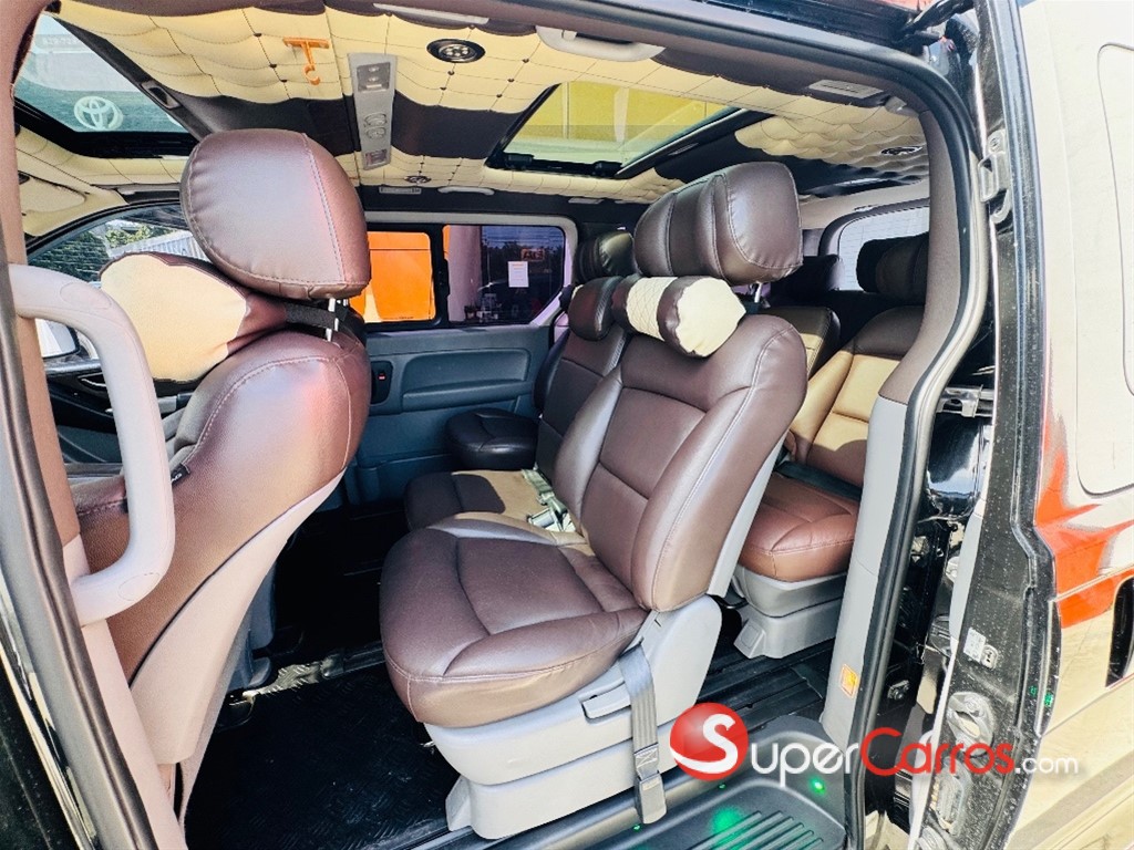 2019 Hyundai Grand Starex — foto 8 / 12