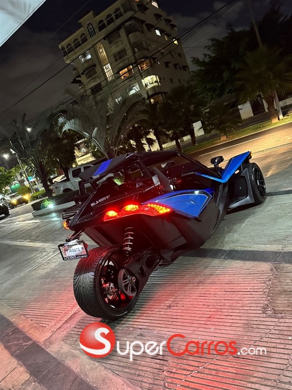 2018 Polaris Slingshot SLR — foto 7 / 8