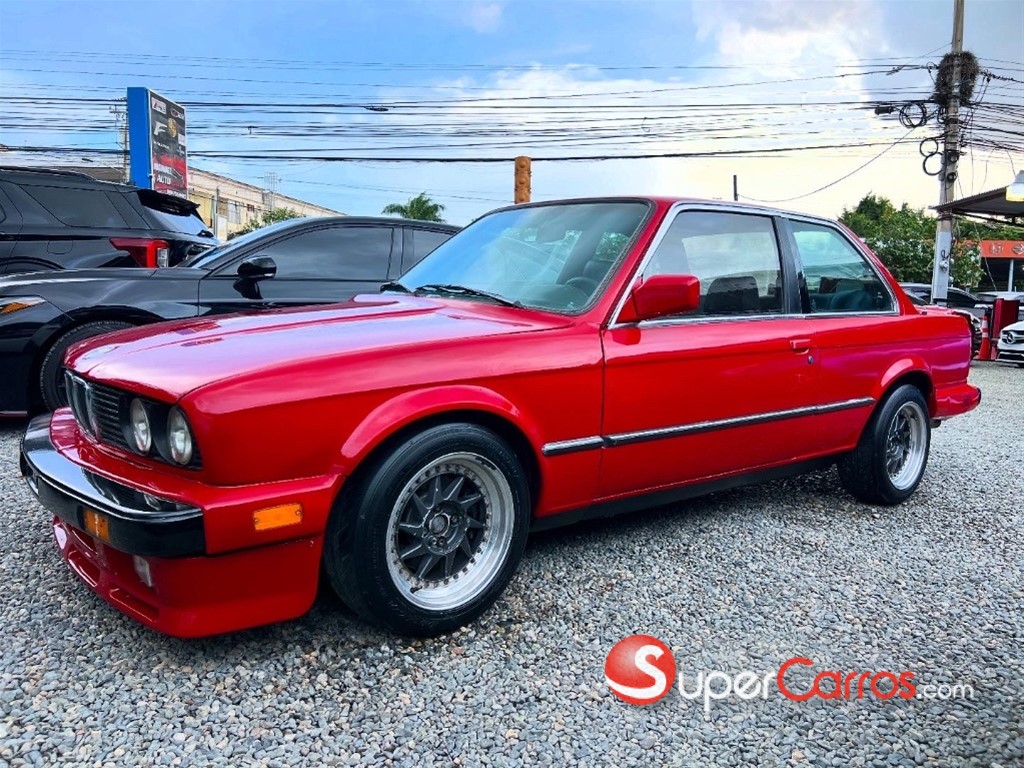1984 BMW Serie 3 318i — foto 11 / 12