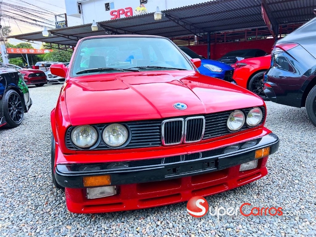 1984 BMW Serie 3 318i — foto 12 / 12