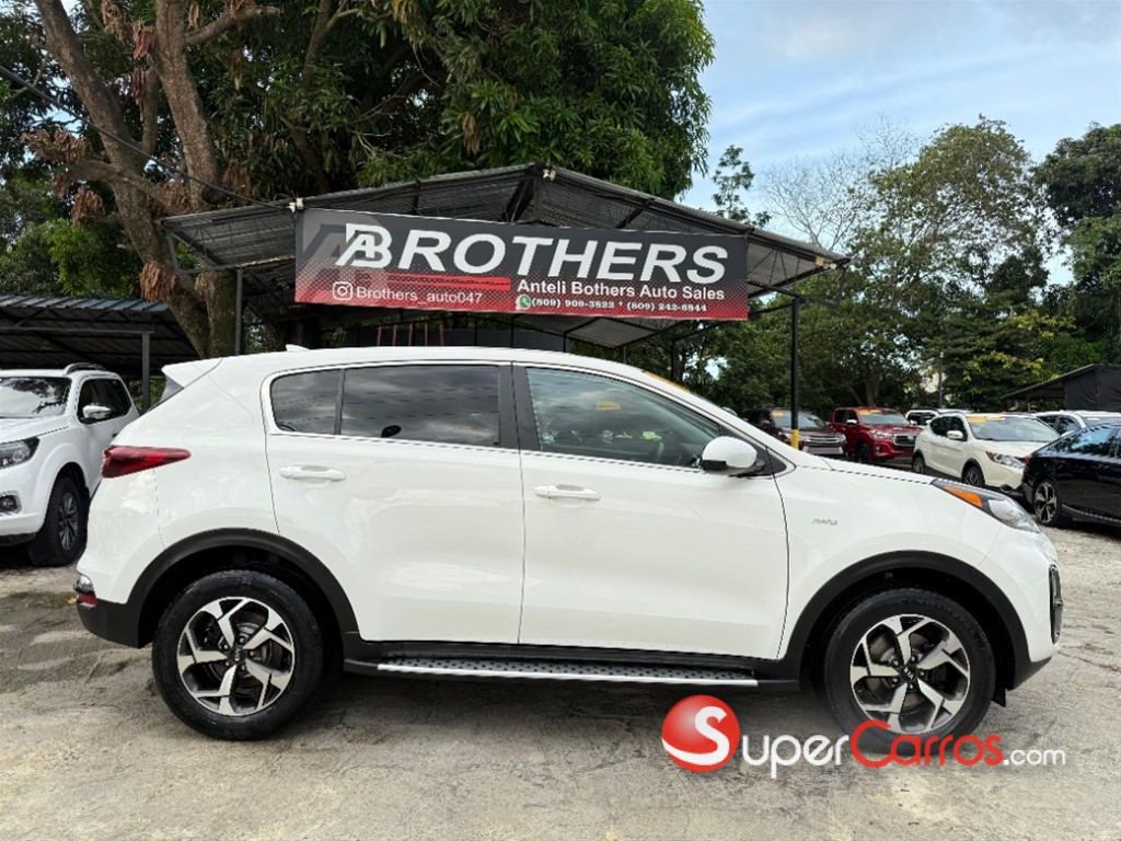 2020 Kia Sportage LX — foto 4 / 12