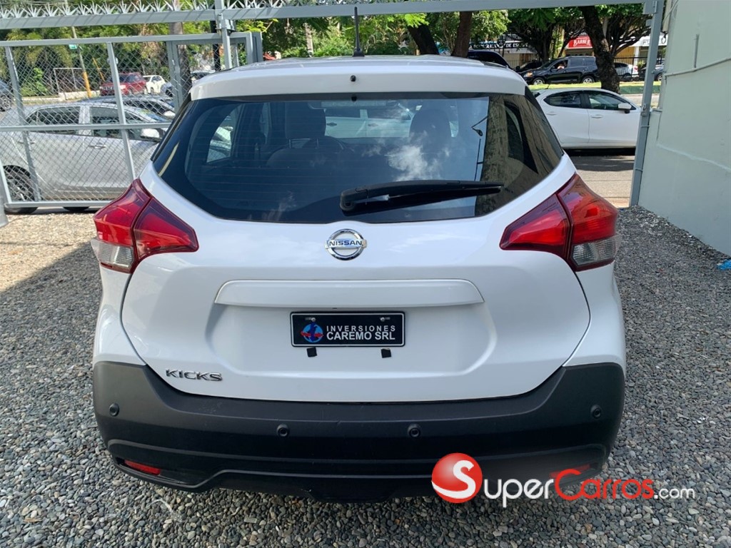 2020 Nissan Kicks — foto 4 / 10