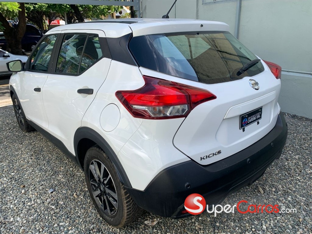 2020 Nissan Kicks — foto 6 / 10