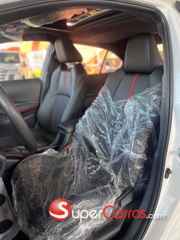 2024 Toyota Corolla — foto 8 / 12