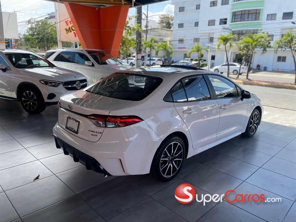 2024 Toyota Corolla — foto 11 / 12