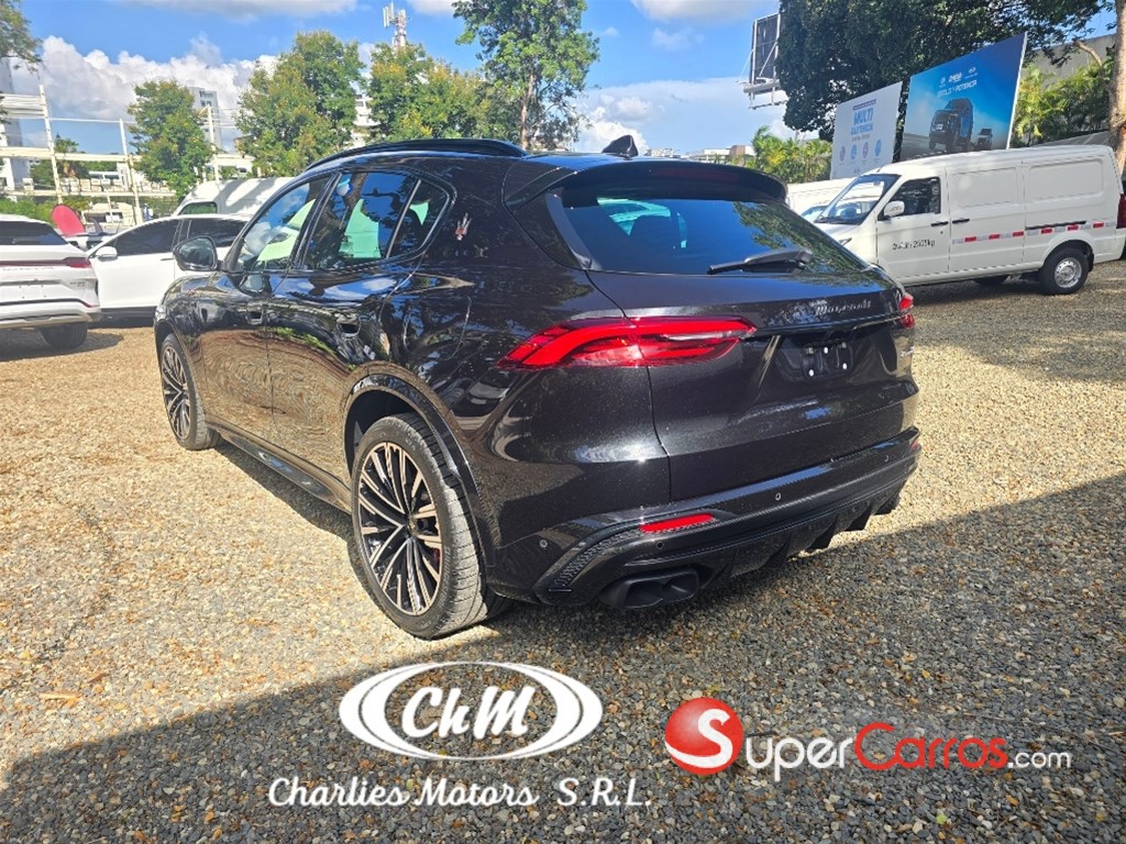2025 Maserati Grecale Trofeo — foto 4 / 12
