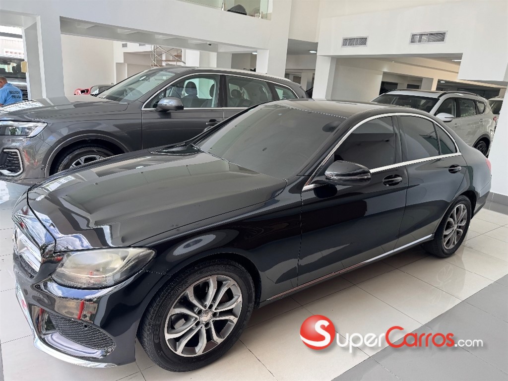 2016 Mercedes-Benz Clase C 250 — foto 2 / 8