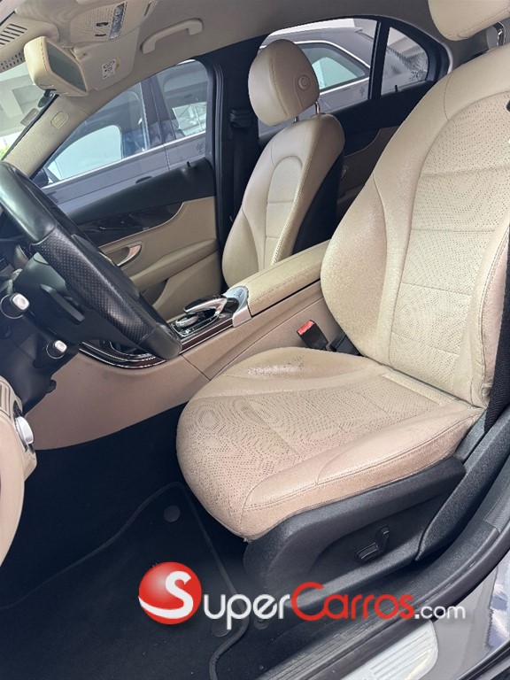 2016 Mercedes-Benz Clase C 250 — foto 5 / 8