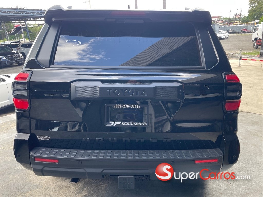 2026 Toyota 4 Runner SR5 Adventure — foto 9 / 10