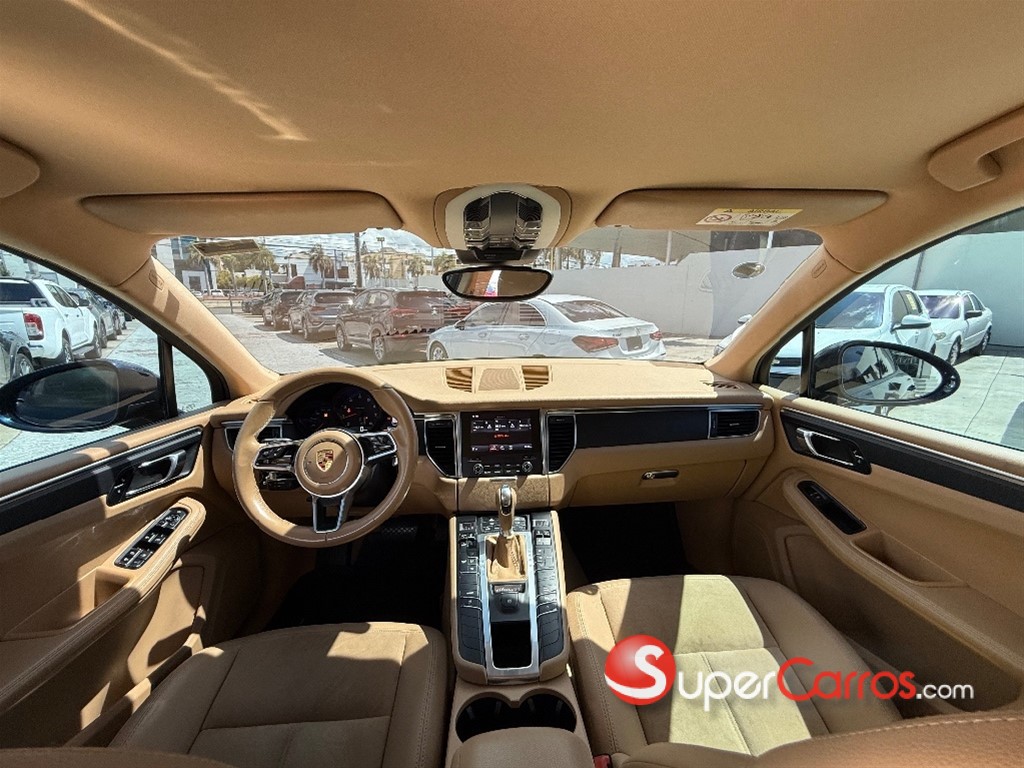 2017 Porsche Macan — foto 3 / 8