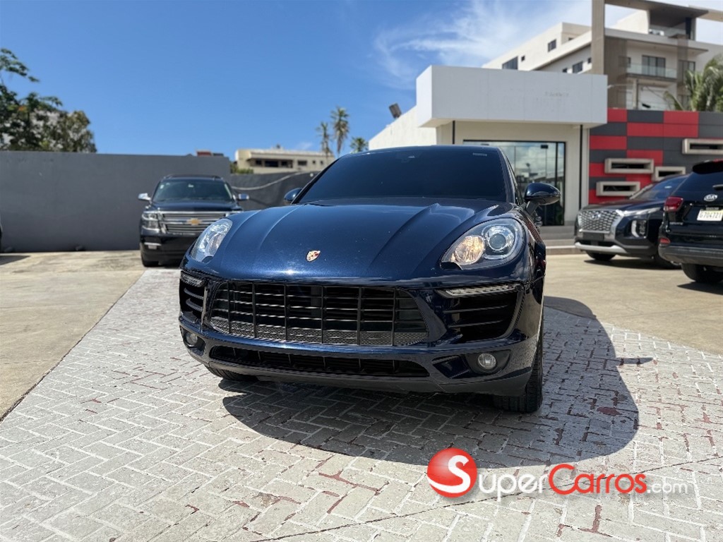 2017 Porsche Macan — foto 6 / 8