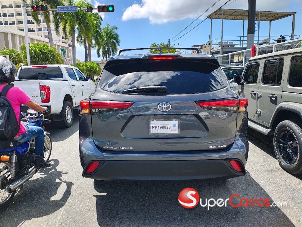 2021 Toyota Highlander — foto 3 / 11