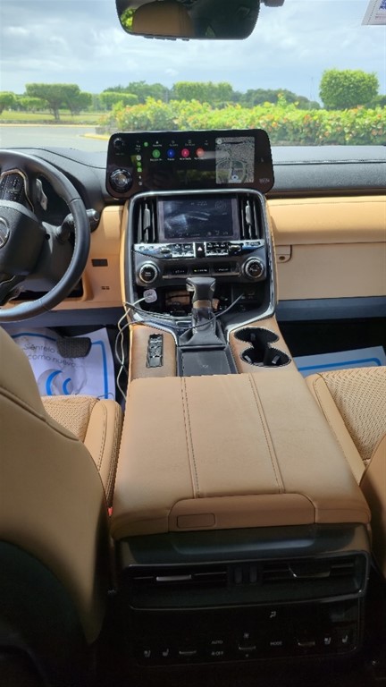 2024 Lexus LX 600 — foto 9 / 12