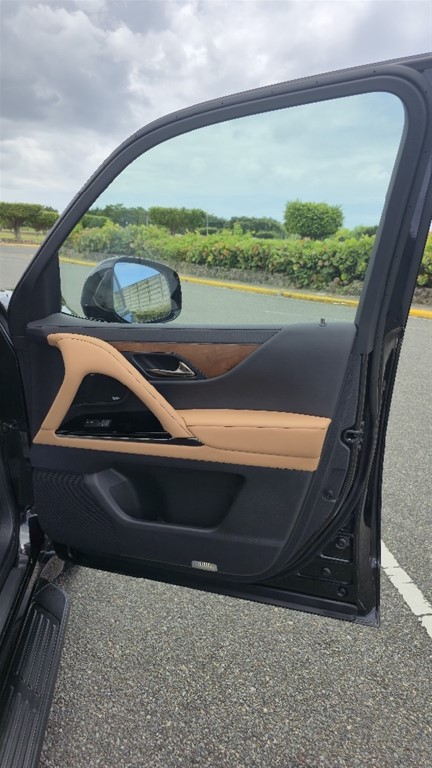 2024 Lexus LX 600 — foto 10 / 12