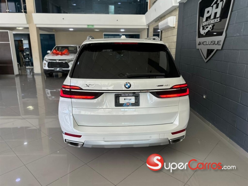 2023 BMW X 7 XDRIVE 40i — foto 4 / 12