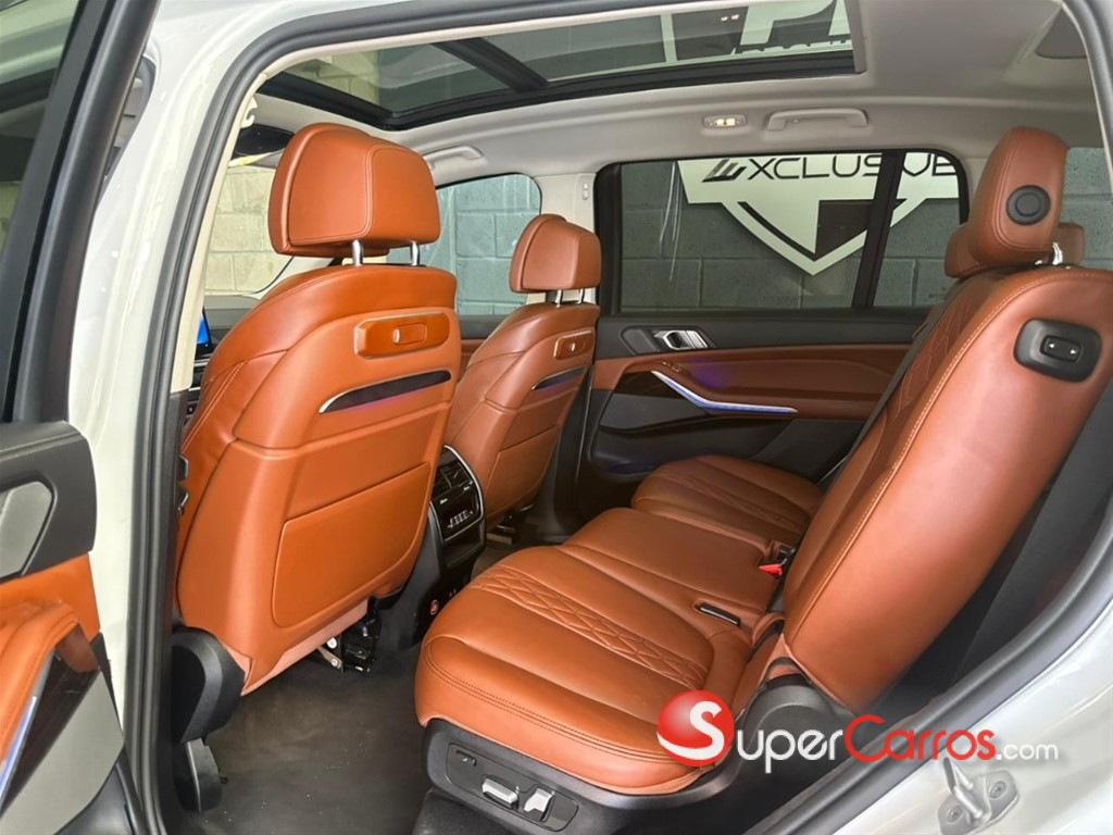 2023 BMW X 7 XDRIVE 40i — foto 10 / 12