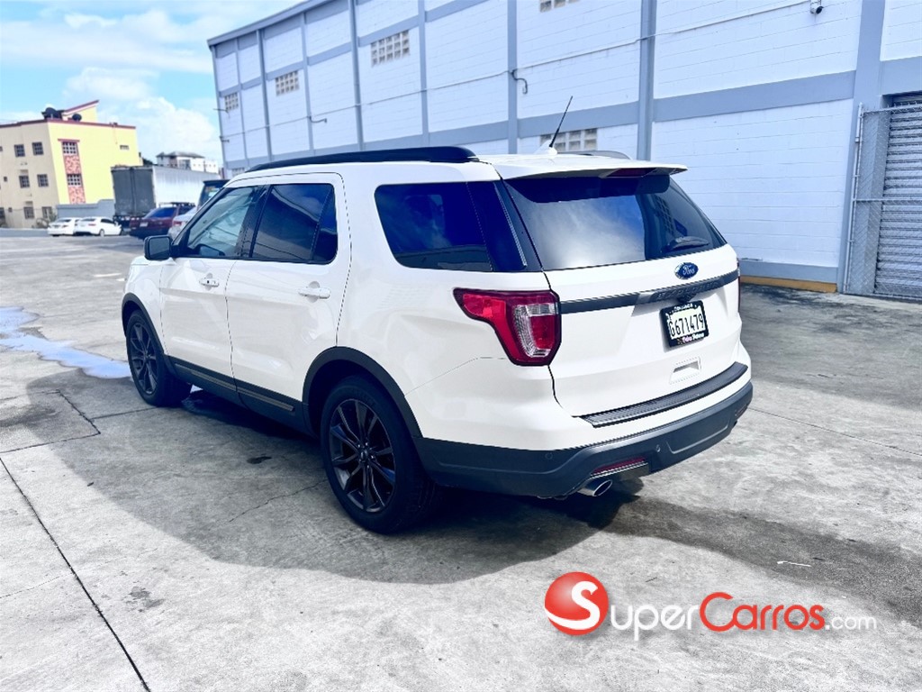 2018 Ford Explorer Limited — foto 4 / 12