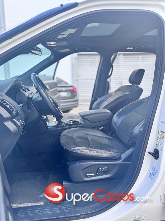 2018 Ford Explorer Limited — foto 12 / 12
