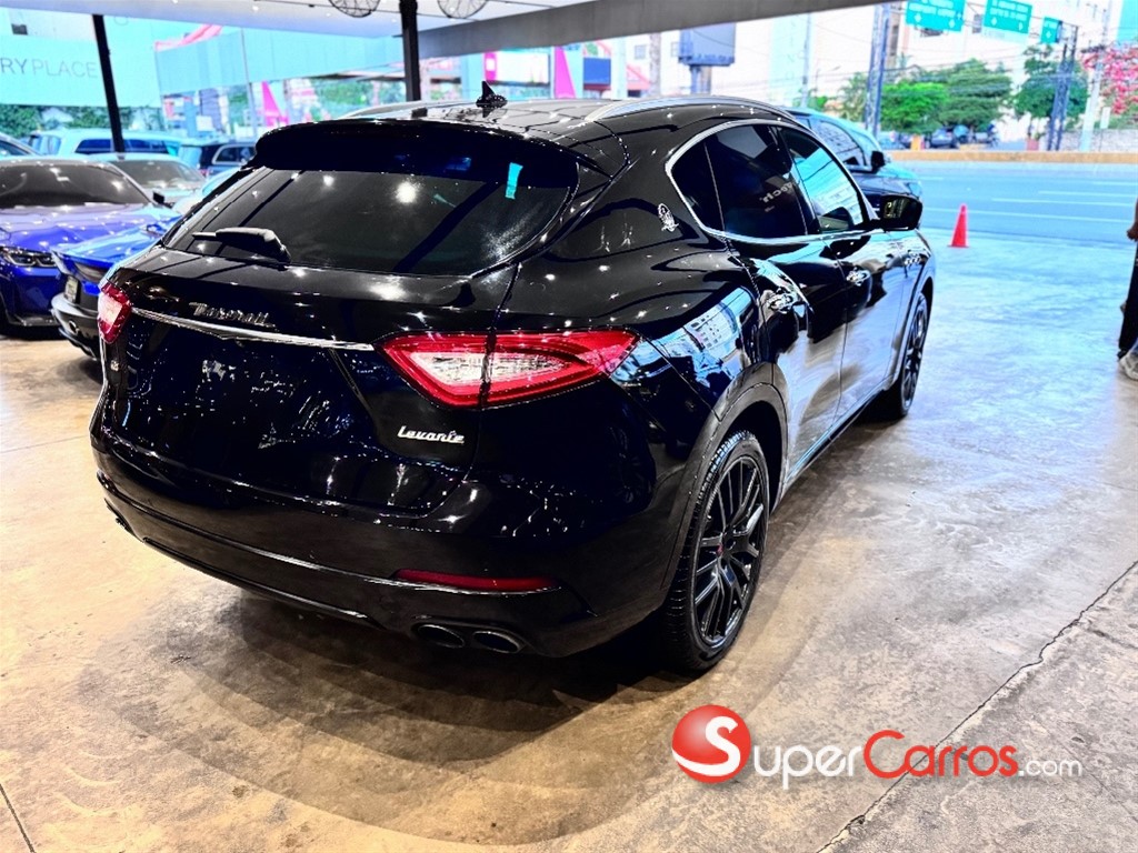 2017 Maserati Levante Q4 Gransport — foto 3 / 12
