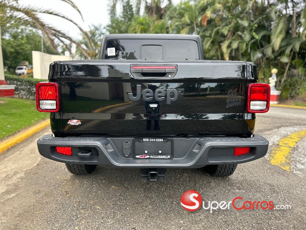 2021 Jeep Gladiator Willys — foto 4 / 7