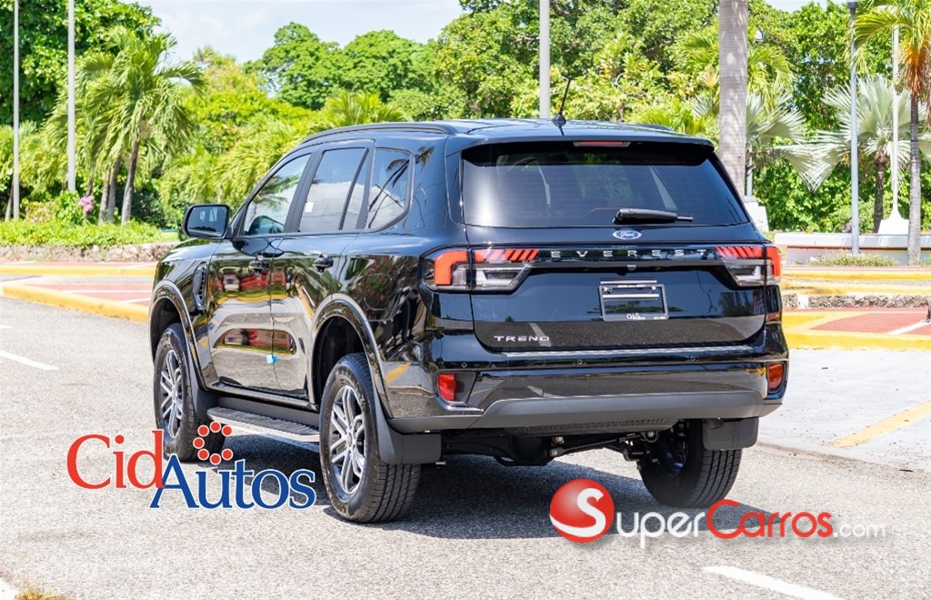 2025 Ford Everest — foto 4 / 9