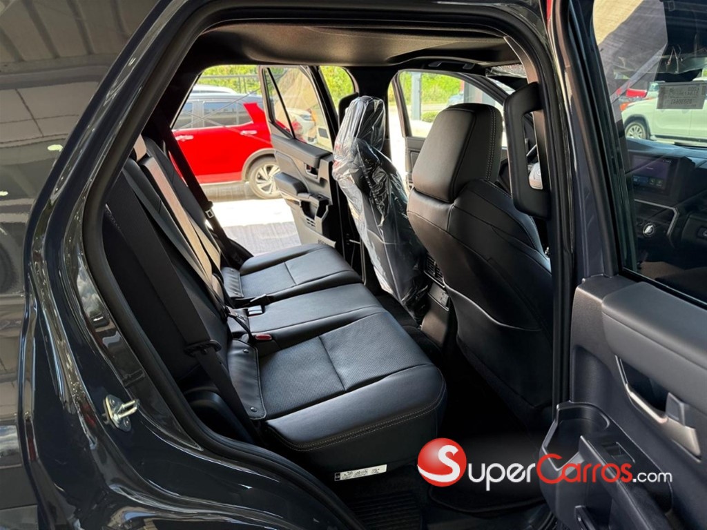 2026 Toyota 4 Runner Limited — foto 6 / 9