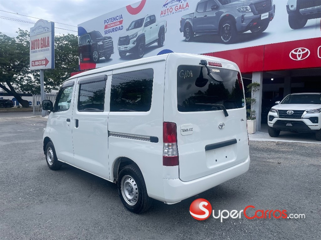 2020 Toyota Town-Ace — foto 4 / 9