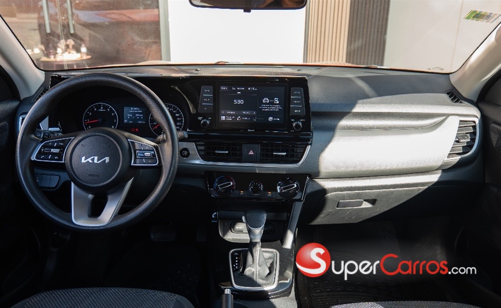 2023 Kia Seltos LX — foto 7 / 9