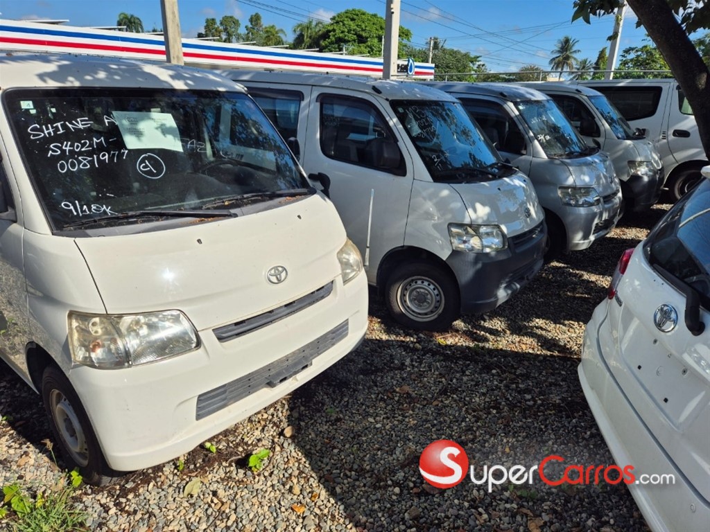 2019 Toyota Town-Ace