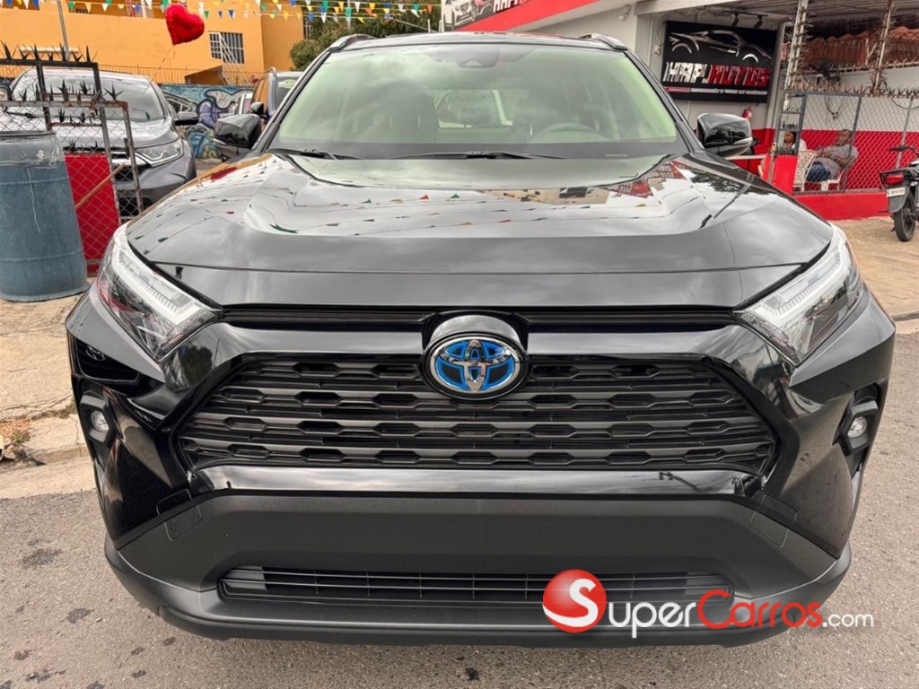 2024 Toyota RAV4 XLE Hybrid — foto 2 / 12